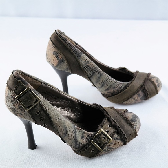 naughty monkey pumps